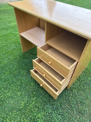 Mesa de escritorio .
