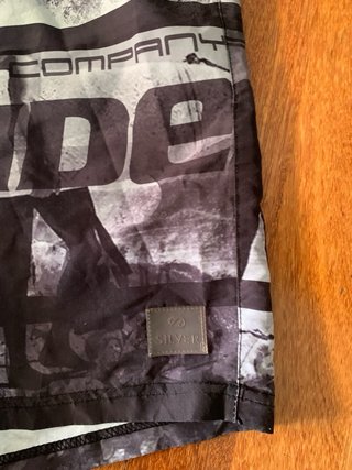 Lote 2 Bañadores Pull&Bear y Décimas T.M