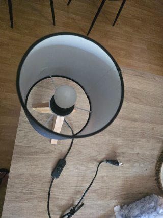 Lámpara de mesa moderna alto35cm