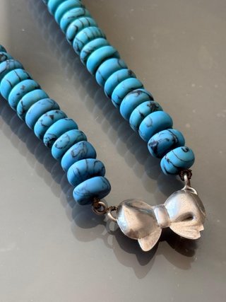 Collana turchese con chiusura fiocco argento 925
