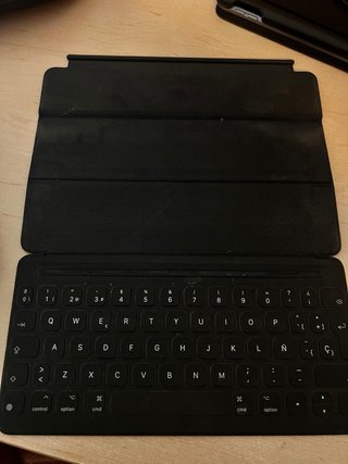 iPad 7ª Gen 128GB + Teclado + Funda |