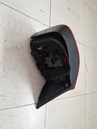 Faro Trasero Izquierdo Golf 4