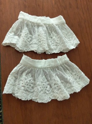 Puños encaje para indumentaria tradicional