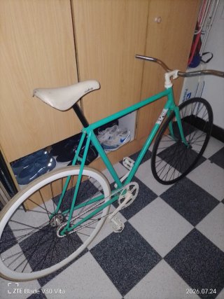 Bicicleta paseo color turquesa