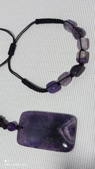 Colgante y pulsera de Amatista.