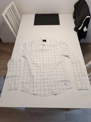 2 Camisas Scotch & Soda 1 Replay 10€/unidad