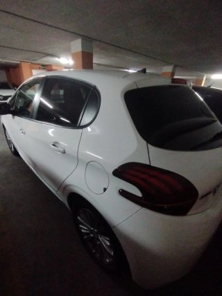 Peugeot 208 2019