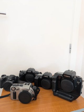 Lote di fotocamere analogiche e digitali - tutto insieme