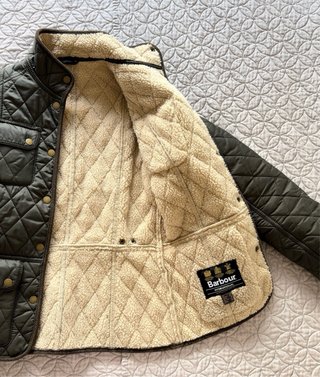 Chaqueta Barbour acolchada verde