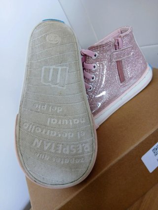Zapatillas Mustang Unicornio Talla 27