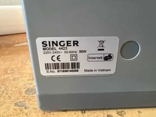 Máquina de Costura Singer HD4423 Heavy Duty