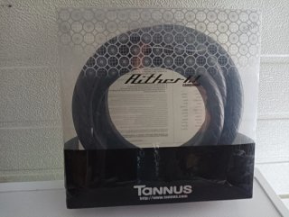Cubierta maciza Tannus para carretera