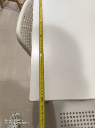 Mesa de cocina blanca
