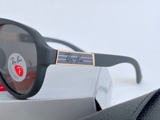 Gafas de sol Ray-Ban Polarizadas Negras y Dorado