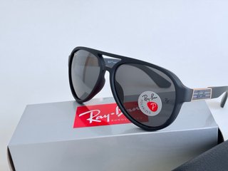Gafas de sol Ray-Ban Polarizadas Negras y Dorado