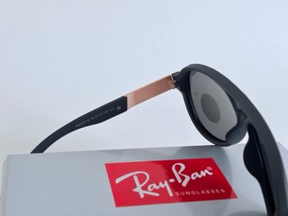 Gafas de sol Ray-Ban Polarizadas Negras y Dorado