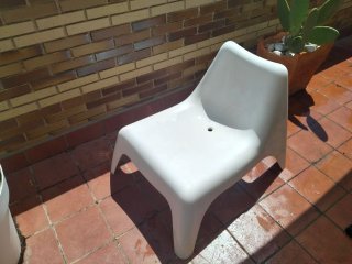2 sillas jardín Ikea, modelos VAGO y SKARPO