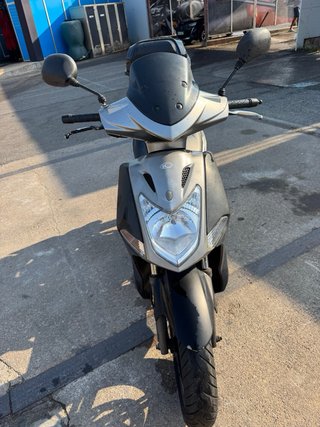 Kymco Agility 125 cc Scooter