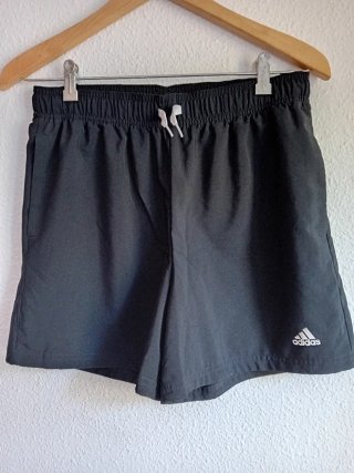 Conjunto Camiseta John Smith y pantalón Adidas