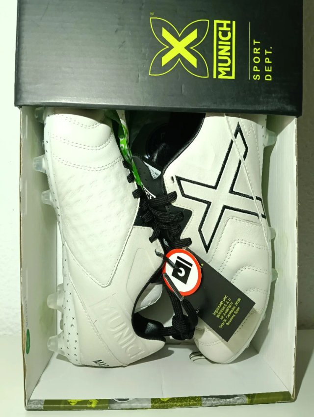 Botas fútbol Munich T.42 Unisex Blancas