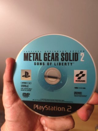 Metal Gear Solid 2. PlayStation 2. NTSC-J