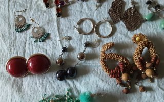 Lotto 13 paia orecchini misti