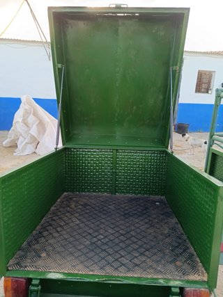 Remolque perros verde buen estado