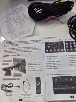Pantalla de coche con cámara y mando