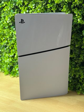 COMO NUEVA!! PS5 Slim Digital + Mando + Cables