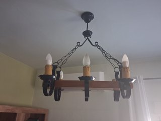 Lámpara rústica metal y madera