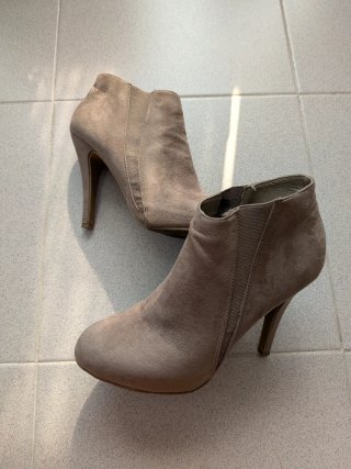 Botines Beige/Marrón Tacón Alto
