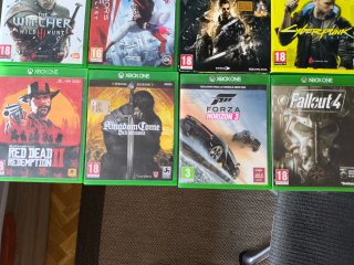 Lote 13 Juegos Xbox (RDR2, Cyberpunk, Witcher...)