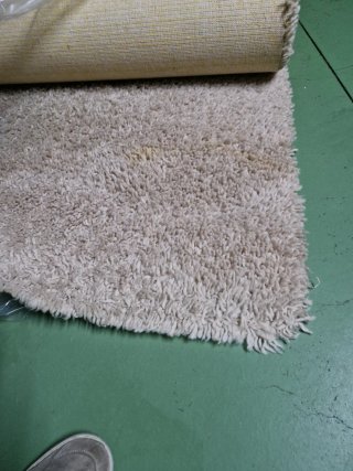 Alfombra beige de lana medidas 315 x 140 cm