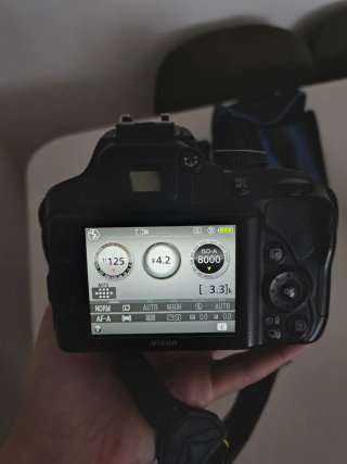Cámara fotos reflex Nikon D3400 + Accesorios
