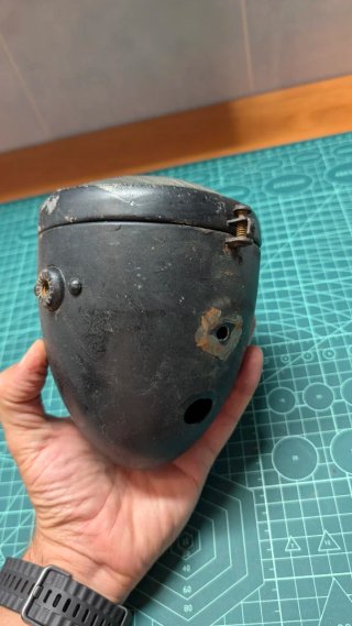 Faro ciclomotor clásico