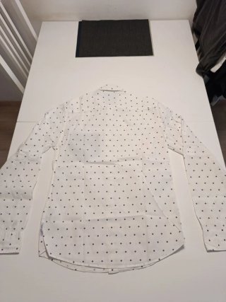 2 Camisas Scotch & Soda Multicolor y Blanca 10€/u