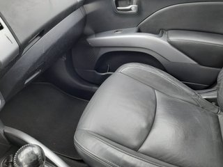 Peugeot 4007 2008