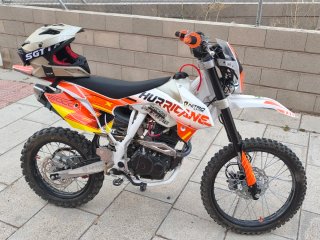 Moto Hurricane URX Enduro/Motocross Naranja/Blanca