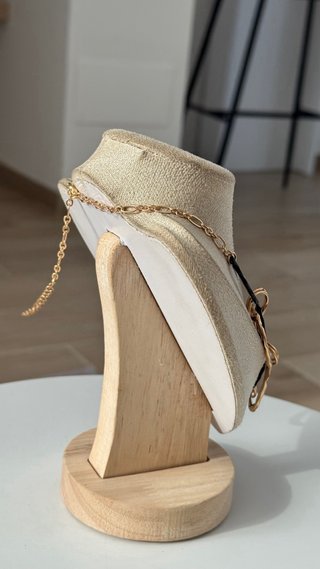 Collana oro e nero con ciondoli ovali