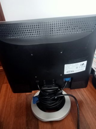 Monitor LCD Samtron 17 73V