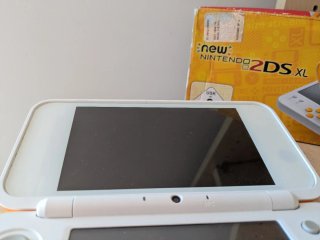 Nintendo 2DS XL Bianco Arancione
