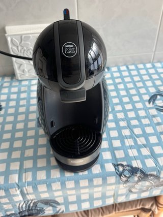 Cafetera Dolce Gusto Negra