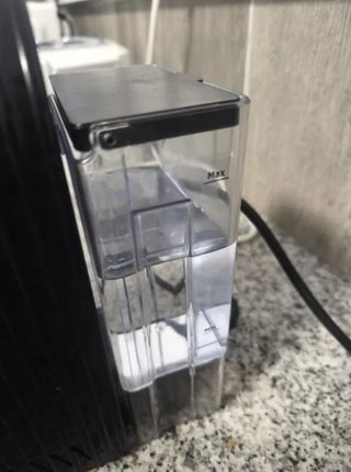 Cafeteira Nespresso Preta