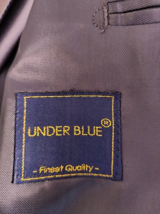 Trajes UNDER BLUE gris plateado y negro