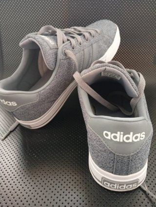 Zapatillas Adidas Retro Gris