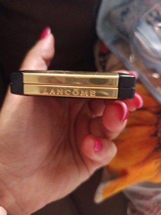 Lancôme Maquillaje Beige y Dorado