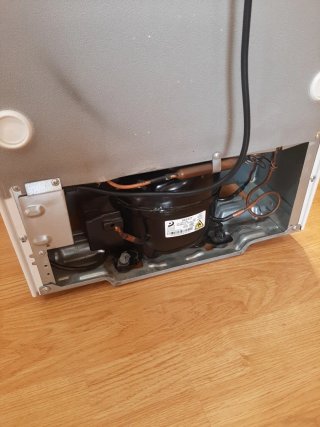 Nevera Daewoo FN-065R 16kg Clase ST
