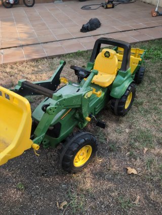 Tractor Rolly Toys John Deere Pedales