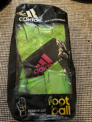 Lote material de fútbol Adidas y Nike