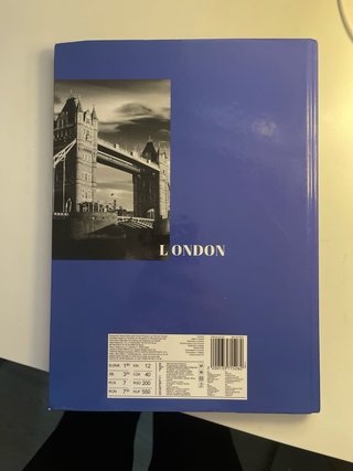 Cuaderno A4 tapa dura – Nuevo sin estrenar